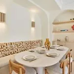 Sumptuous With Garden Arc De Triomphe *